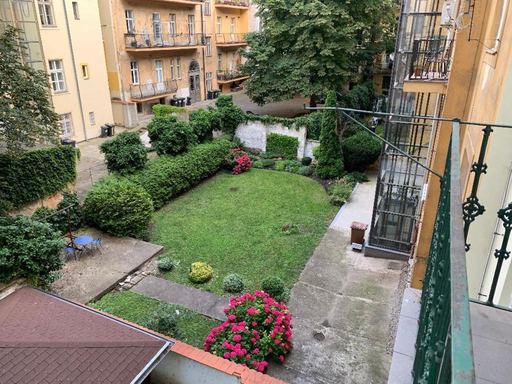 Prague Hotel Apartments Exterior photo