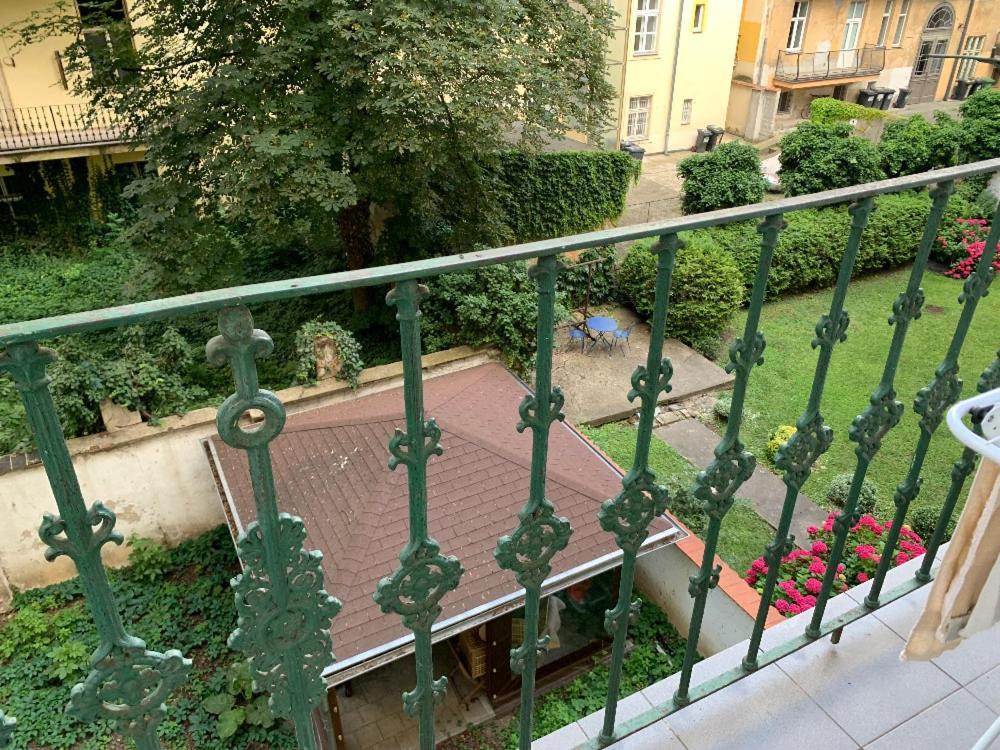Prague Hotel Apartments Exterior photo