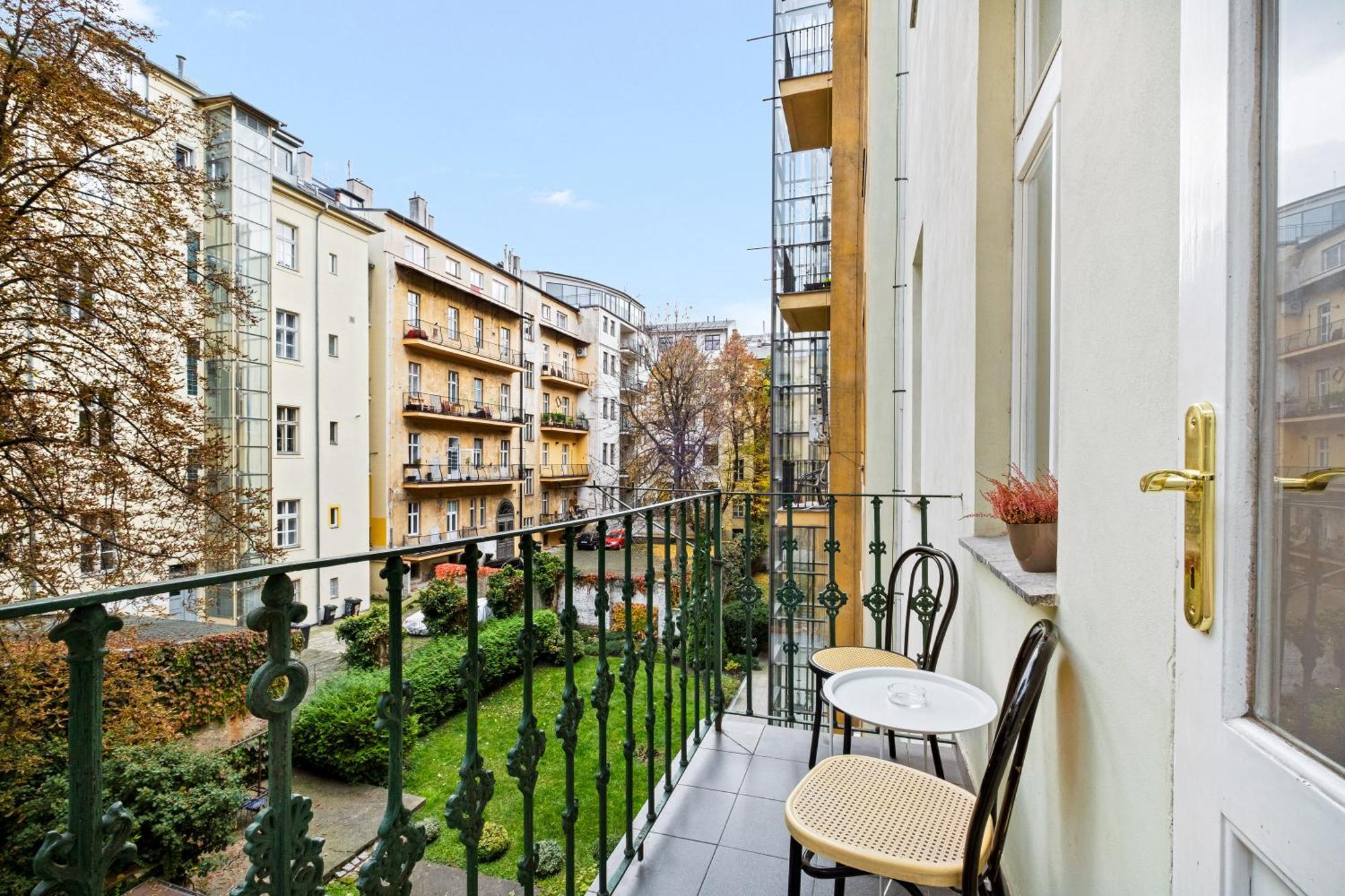 Prague Hotel Apartments Exterior photo